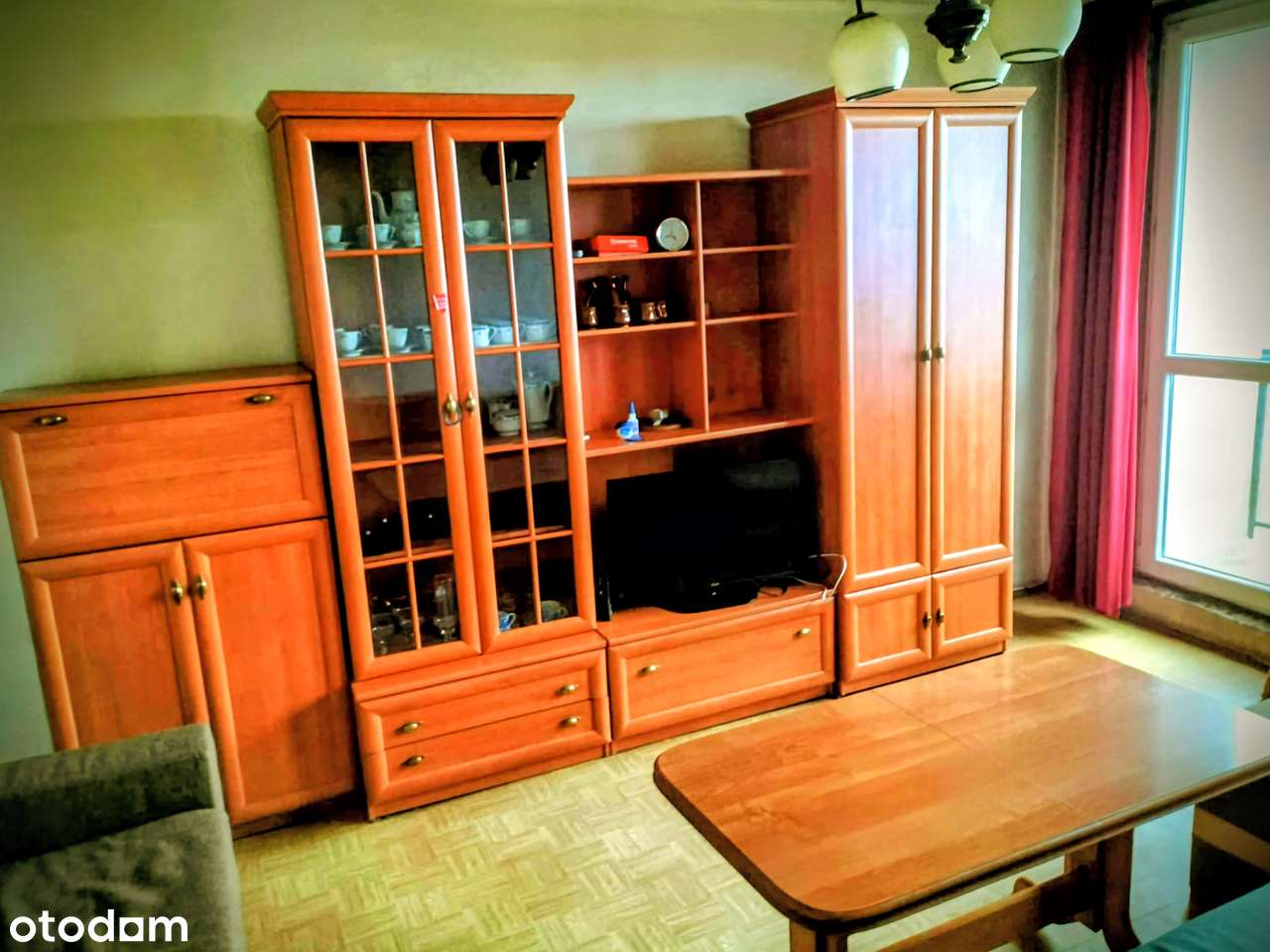 REZERWACJA- 3-pokojowe mieszkanie z balkon Cena 1850 z czynszem - Pełny obrazek: 2/19