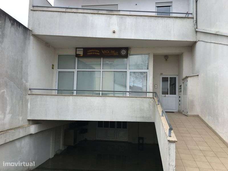 Pastelaria Padaria Granja do Ulmeiro - vendo arrendo - Grande imagem: 5/8