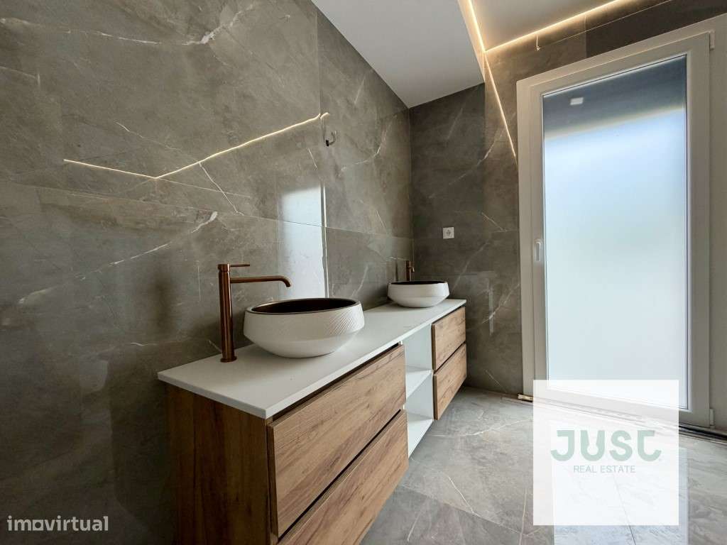 Moradia Terrea t3+ 1 com piscina-5