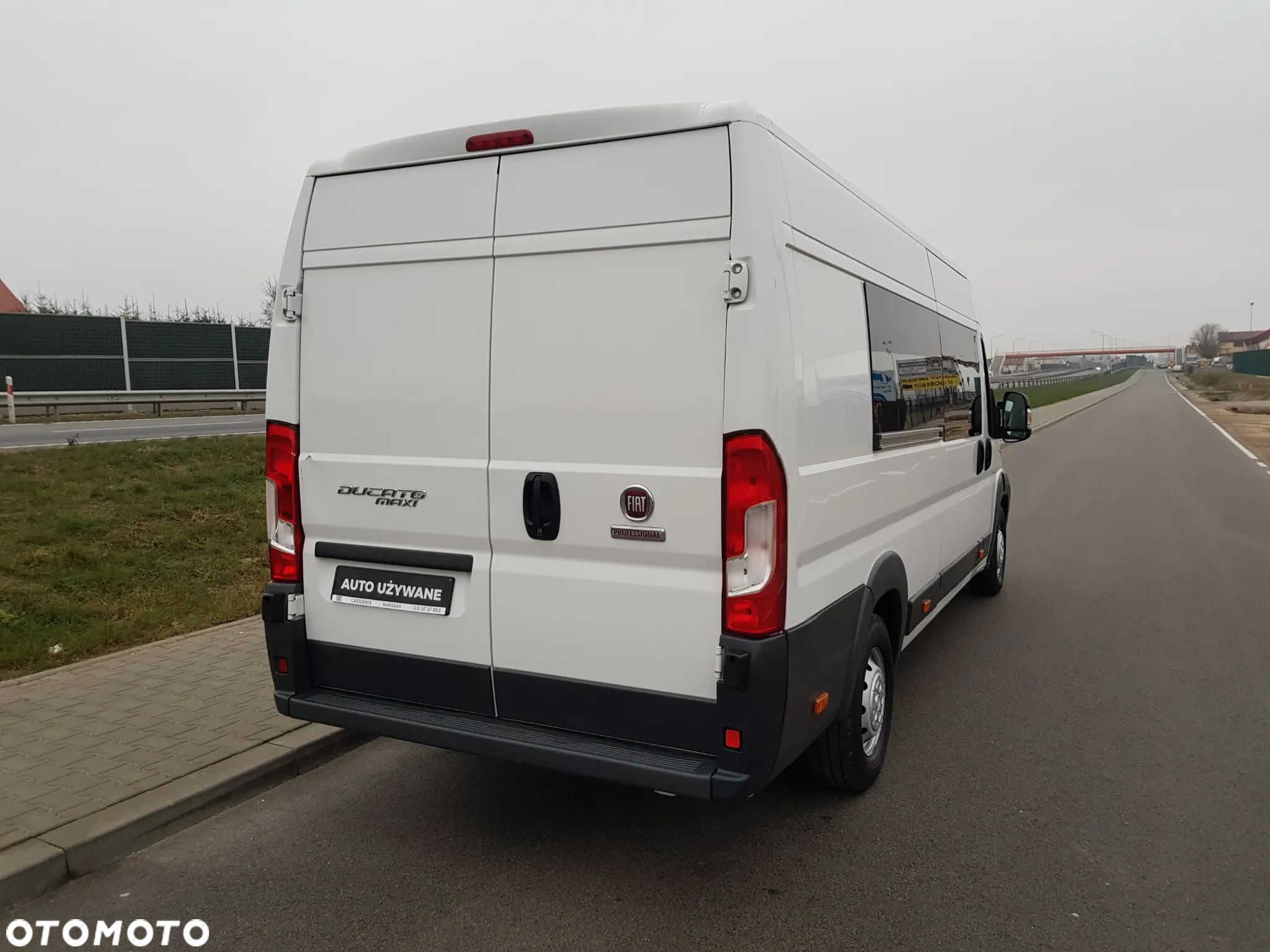 Fiat Ducato Maxi L4H2 / 9-osobowy / - 29