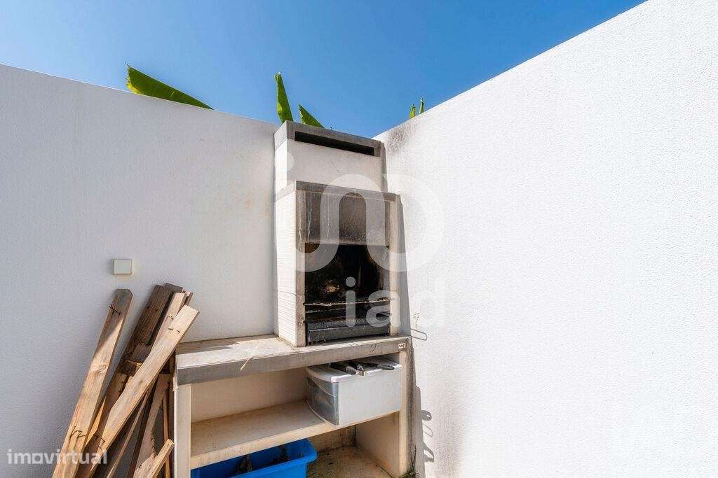 Apartamento T2 em São Brás de Alportel de 100 m2-16