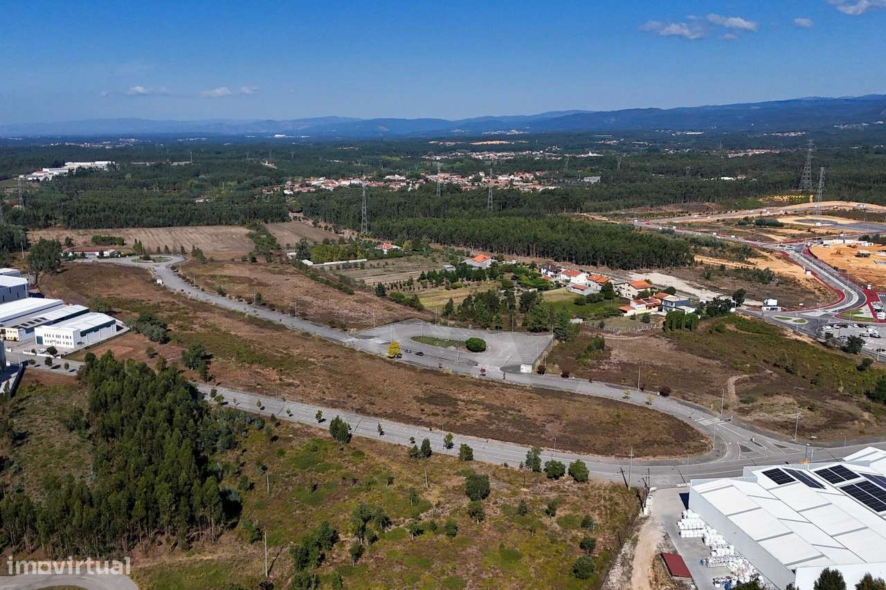 Loteamento Industrial composto por 26 lotes e 3 terrenos rústicos na Q - Grande imagem: 3/12