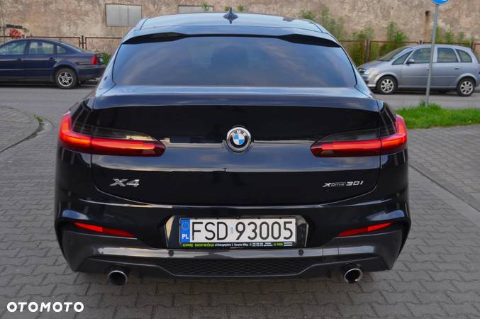 BMW X4 - 32