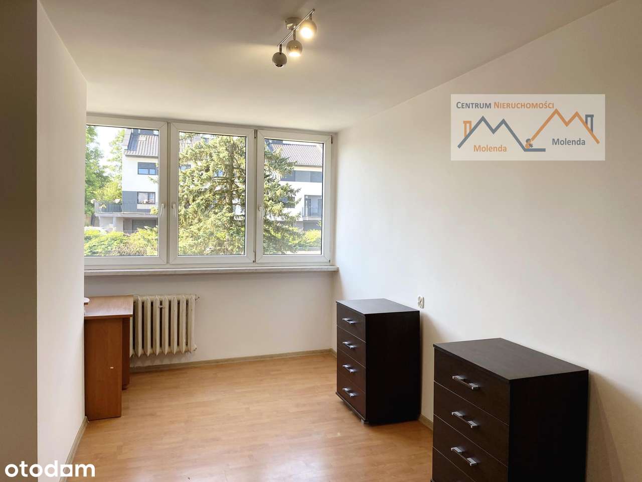 Na sprzedaż 3 pokoje,  ogrzewanie miejskie, atrakcyjna cena!-6