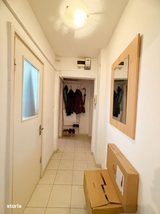 Apartament 3 camere, semidecomandat, 43mp utili, zona Piata Doina-7