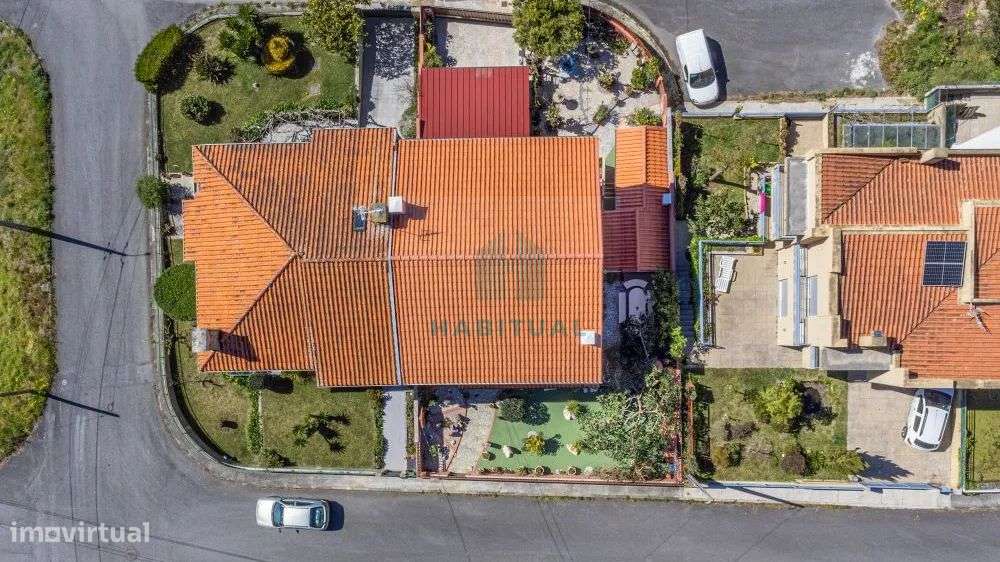 MORADIA T3+1 EM VILA NOVA DE ANHA - Grande imagem: 2/46