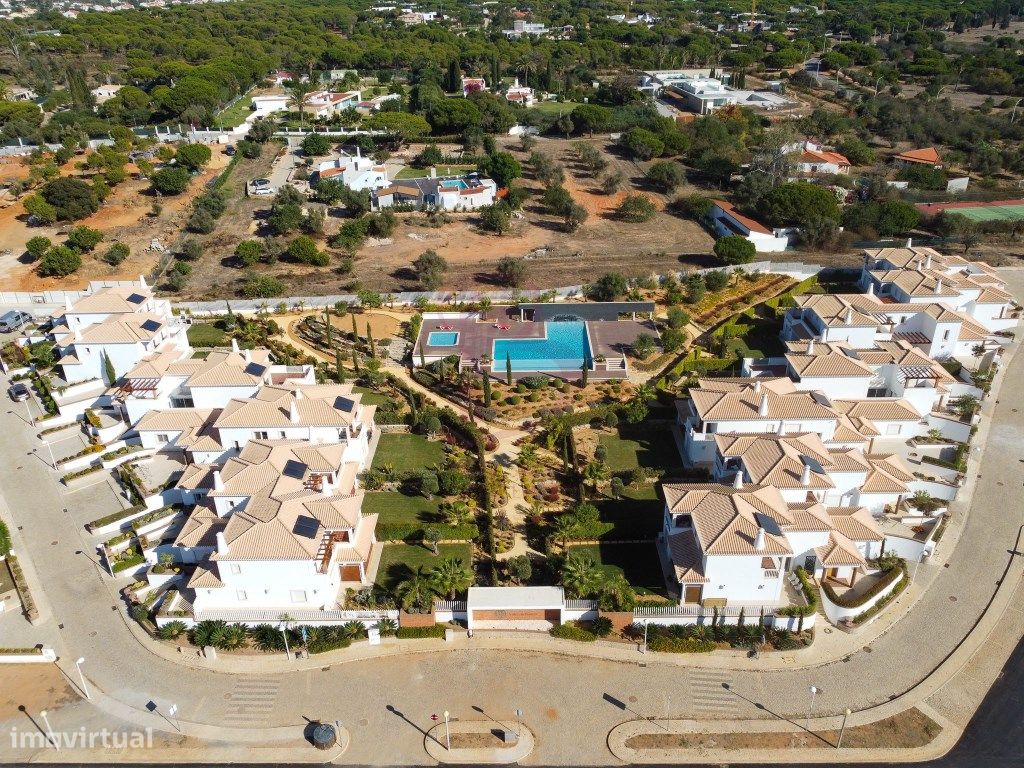 Villa com 5 quartos para venda em Vilamoura