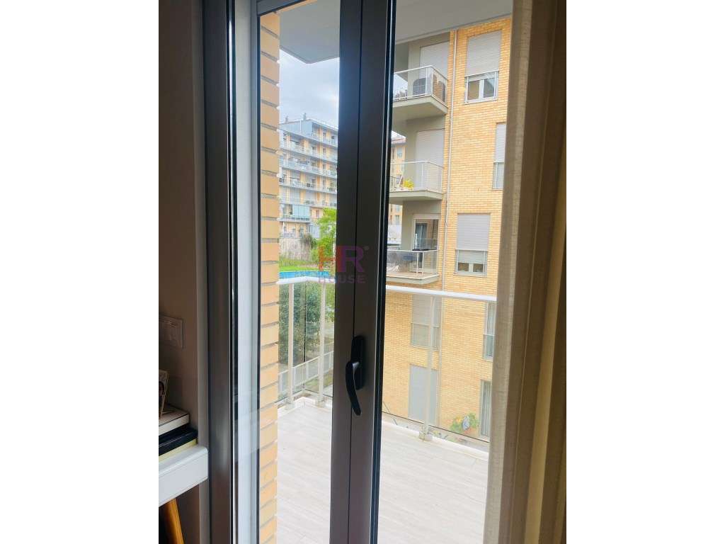 Apartamento T3 em Condomínio Fechado com Garagem e Jardim em Santo ...-17