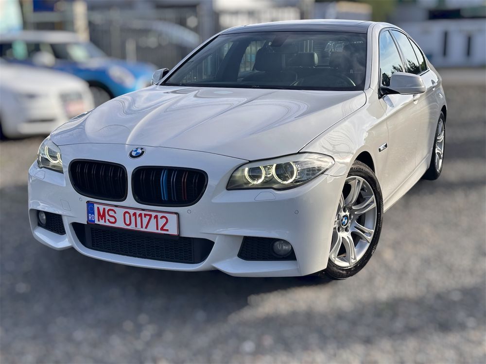 BMW 5 Series F10/F11/F07 [2010 - 2017] 520d xDrive Aut. Luxury Line 2013