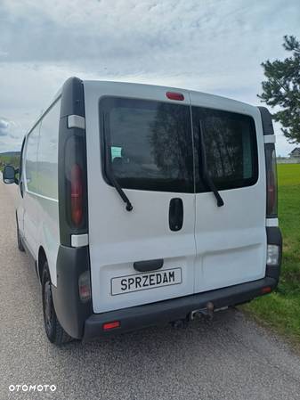 Renault Trafic - 10