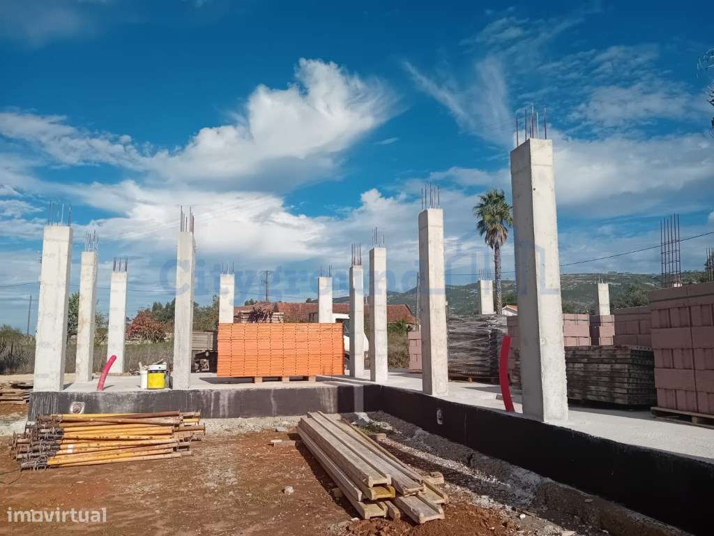 Moradia Térrea V3 Vista serra, lote 1645m2, Lagoa do Cão-17