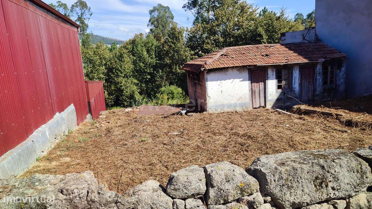 Moradia para restauro em Gondalães, Paredes - Grande imagem: 3/3