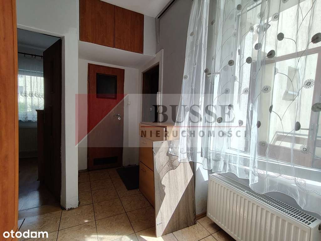 Dwupokojowe mieszkanie z potencjałem w centrum!-8