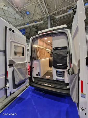 Volkswagen Crafter - 14