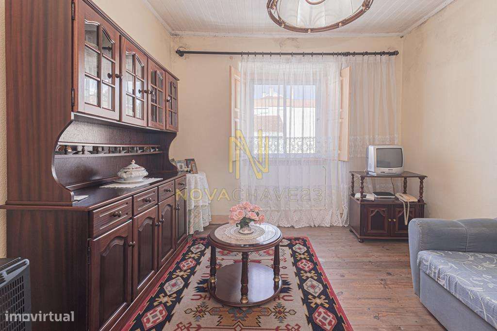 Prédio no Cacém | 509 m² de Terreno | Rendimento Imediato-27