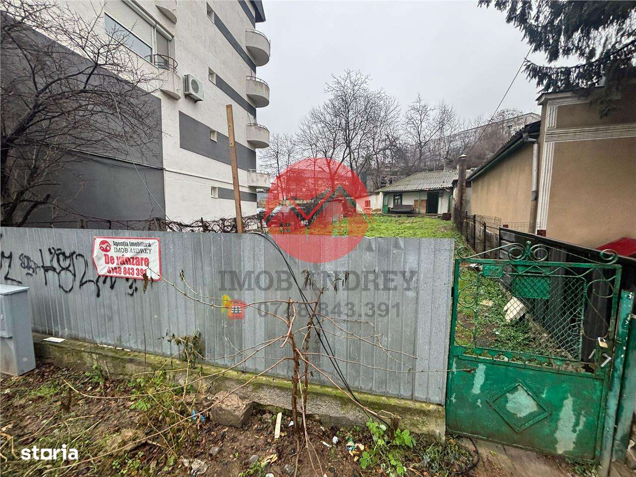 Casa centrala de vânzare, teren 253 mp ideala pentru renovare - Imagine principală: 3/4