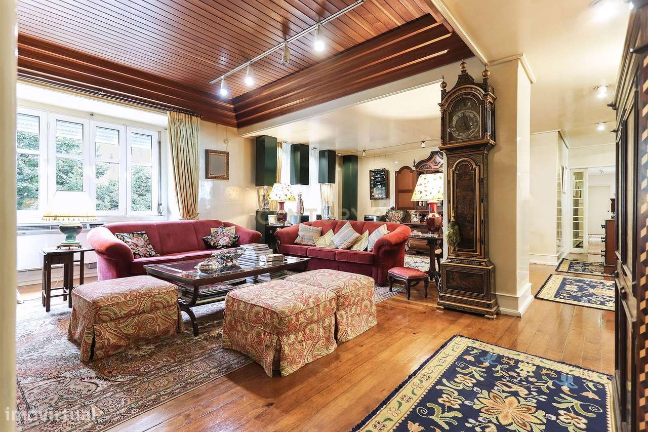 Apartamento T6 de charme no Areeiro - Grande imagem: 5/47