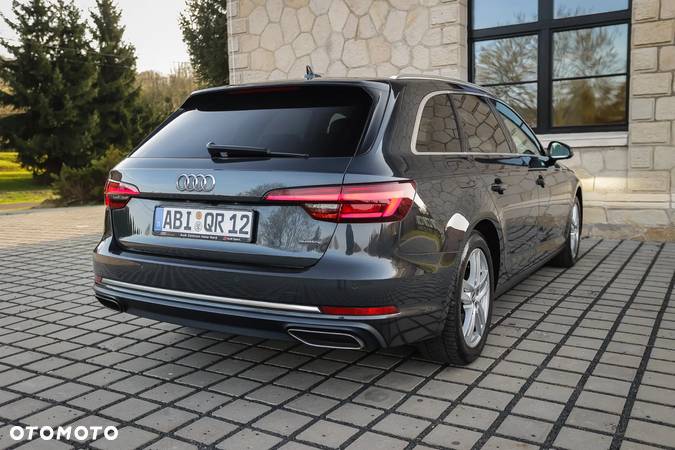 Audi A4 2.0 TDI Quattro Design S tronic - 14