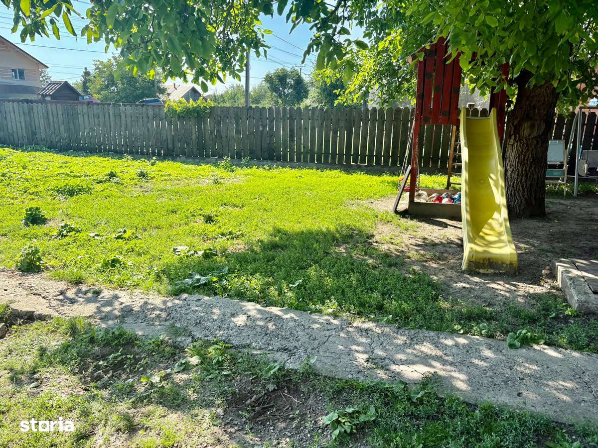 Casa bătrânească Cristesti-Holboca la 12km de oras, 4000mp teren - Imagine principală: 3/10