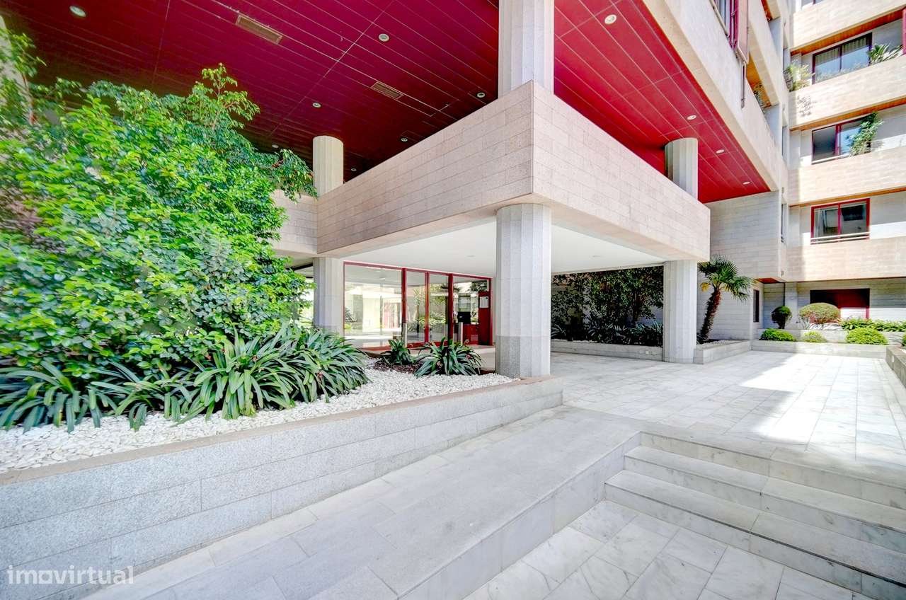 T2 Luxo no Centro do Estoril-14