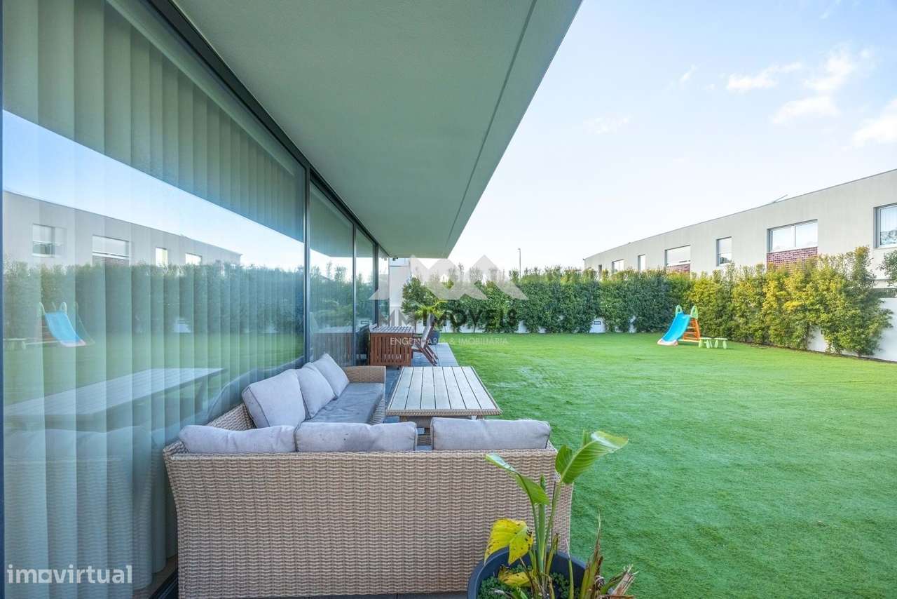 Moradia T3+1 | Vila Chã | 2024 | Luxo | 4 Frentes | Jardim | 2 Pisos | - Grande imagem: 4/60