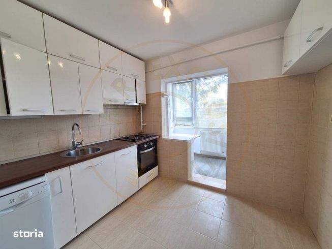 Apartament 3 camere Popa Sapca renovat total, centrala proprie-1