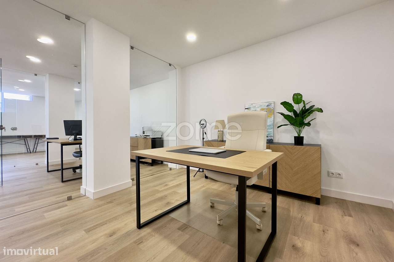 Espaço de Escritório Renovado no Centro de Silves – Pronto a Ocupar... - Grande imagem: 3/24