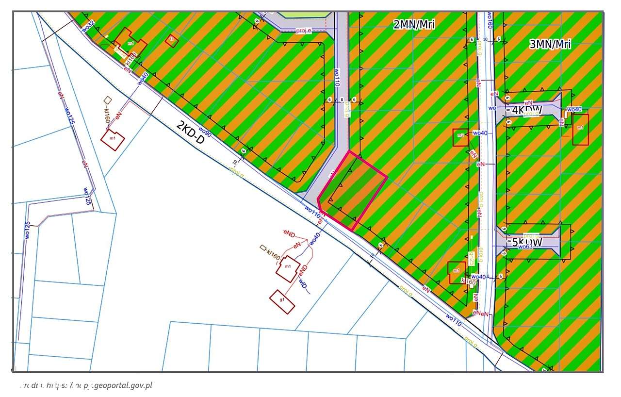 Na nowopowstałym osiedlu w sąsiedztwie lasu-11