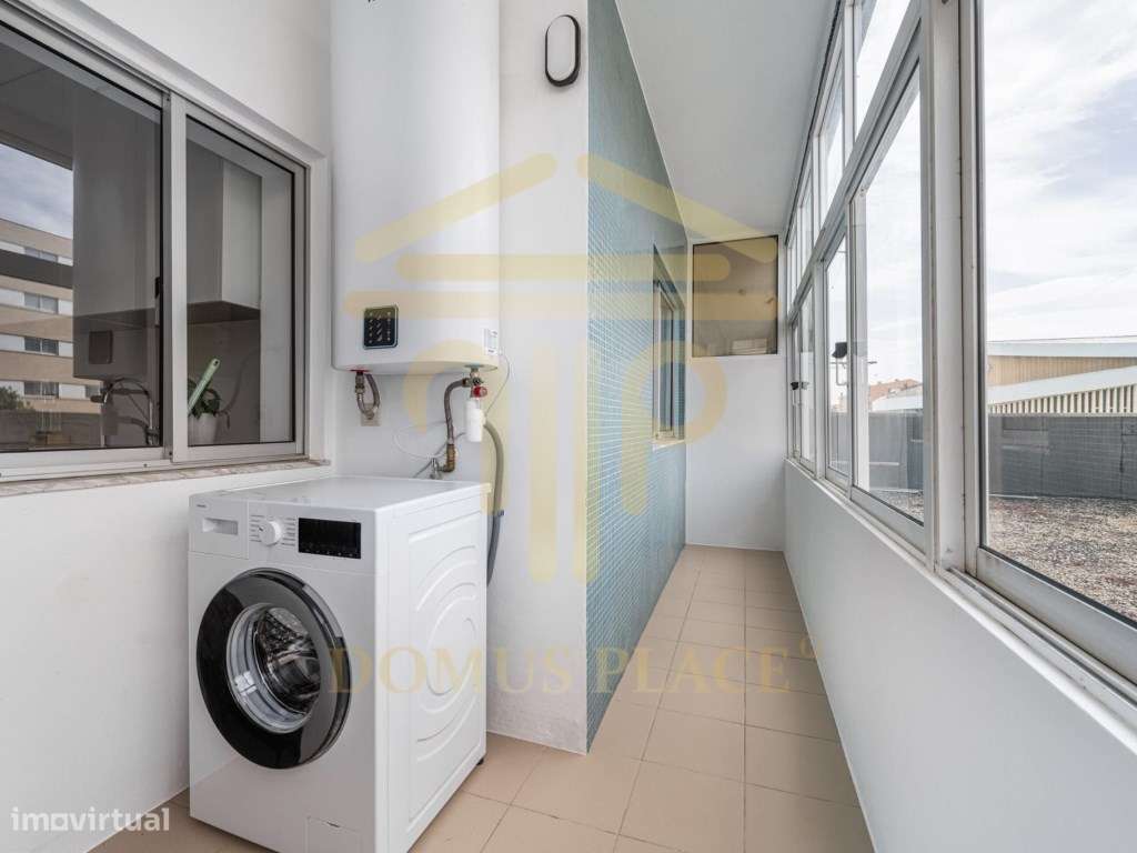 T2 Renovado com Vista Mar - Caxinas | 2ª Linha de Mar-10