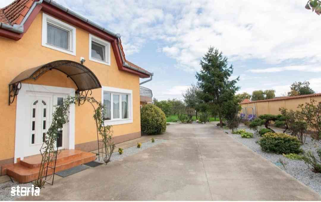 Vilă  Parter+ Mansardă Santandrei mobilată utilată-6
