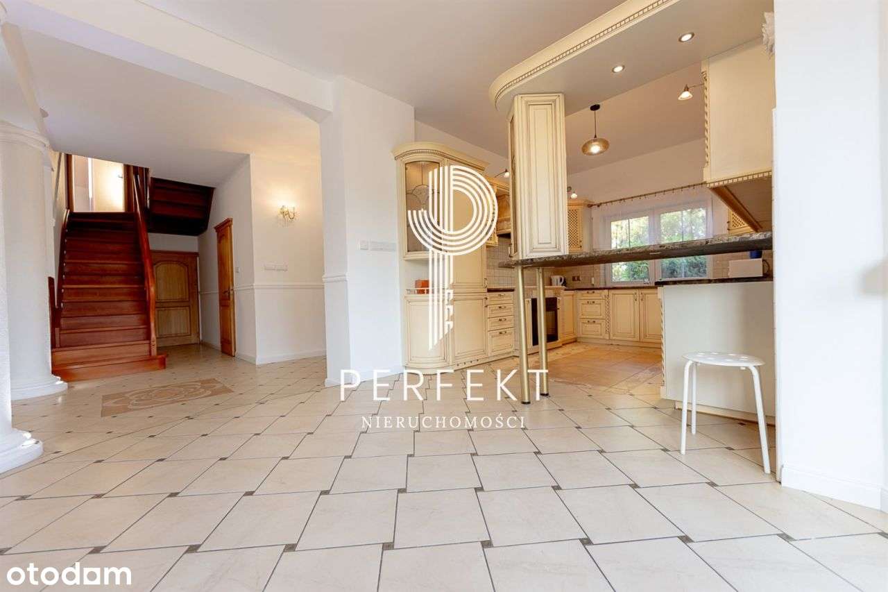 Villa 6 pokoi- Basen -Sauna -na wynajem -Top- - Pełny obrazek: 4/20