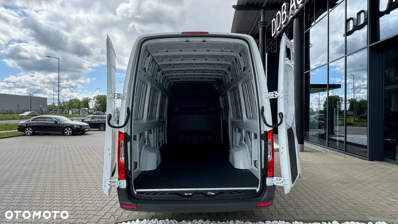 Mercedes-Benz SPRINTER 317 CDI FURGON DŁUGI MT6 - 7