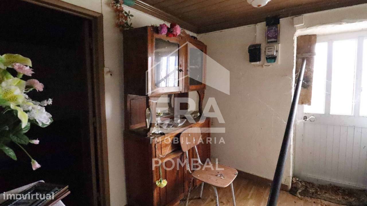 Moradia T4 localizada em Almoster, Alvaiazere-9