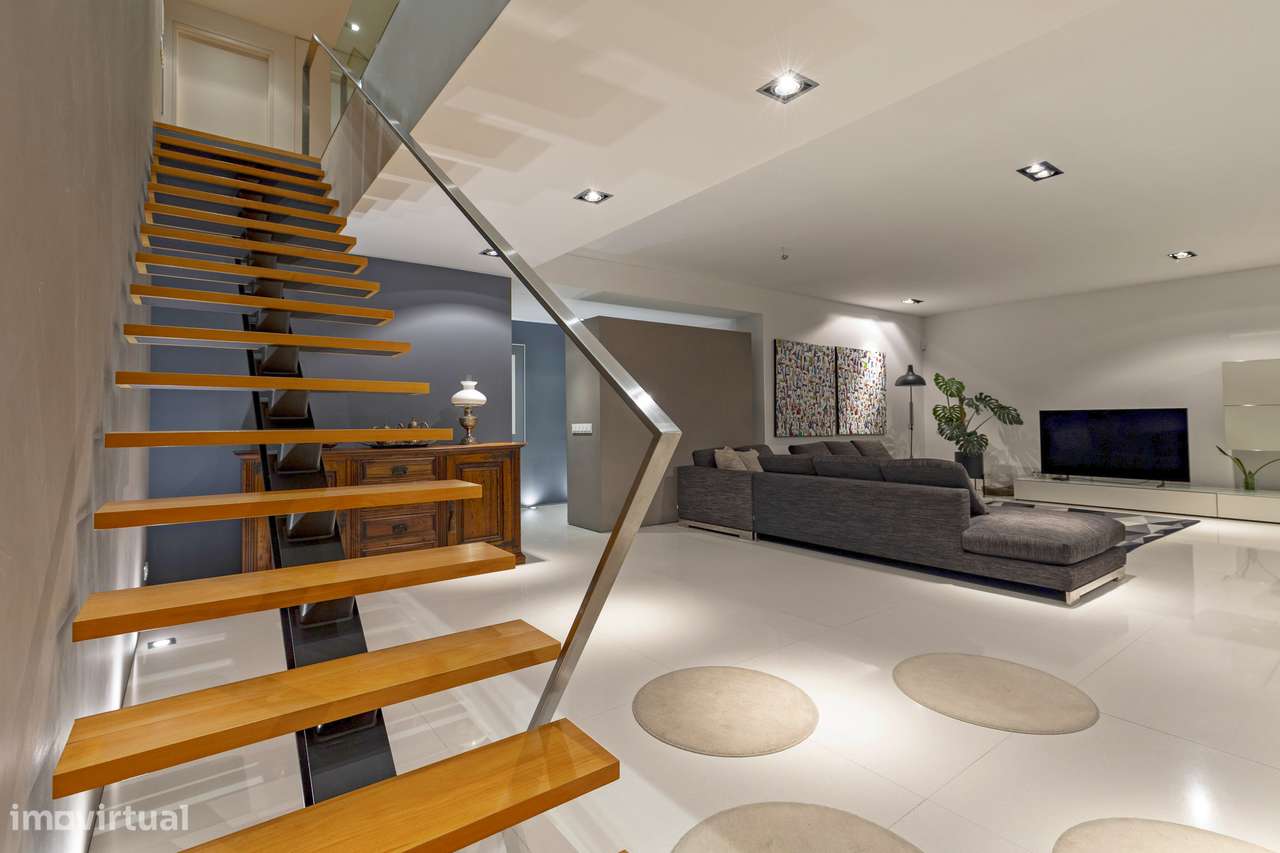 Moradia isolada T6 lote de 1002m2 piscina Sesimbra-15