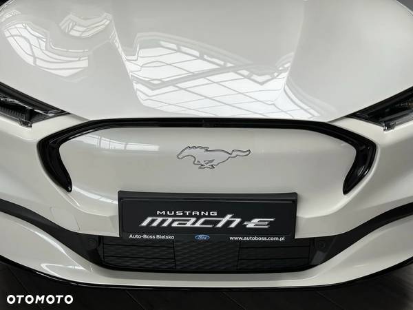 Ford Mustang Mach-E AWD Premium - 9