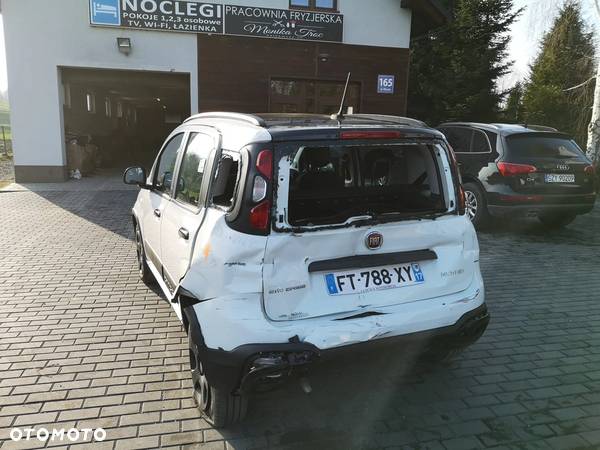 Fiat Panda 1.0 Hybrid City Cross - 32