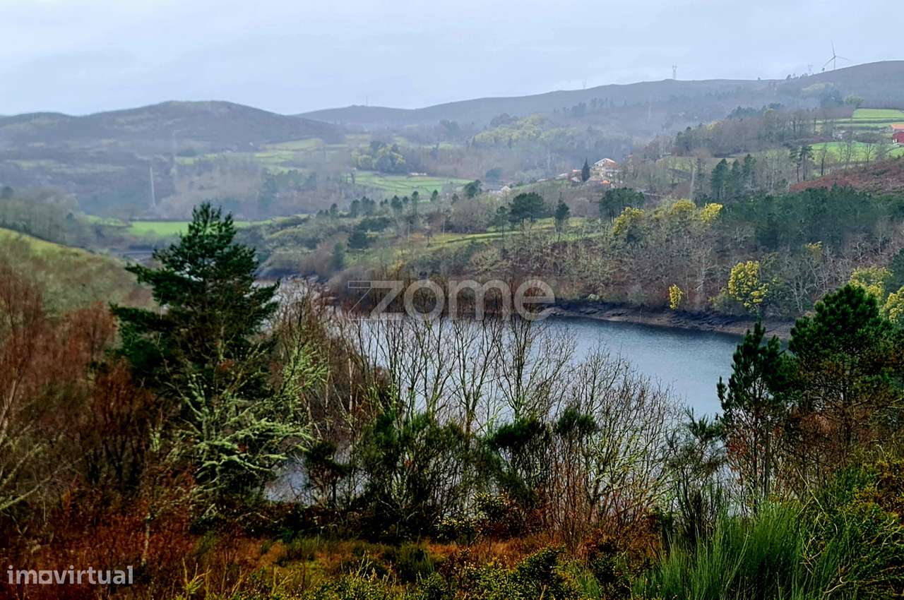 Moradia T4 em Montalegre - Com vistas para o Rio Rabagão-13