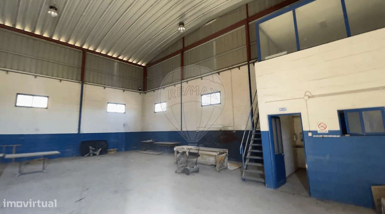 Armazém T0 para venda - Grande imagem: 3/30