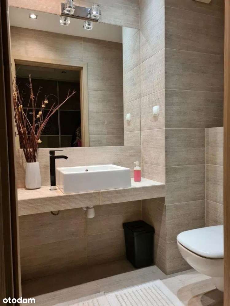 4 pokojowe, słoneczne mieszkanie z klimatyzacją i 2 balkonami - Pełny obrazek: 5/12