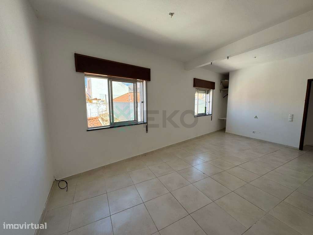 Apartamento t1 à venda na Rua da Capelinha-9
