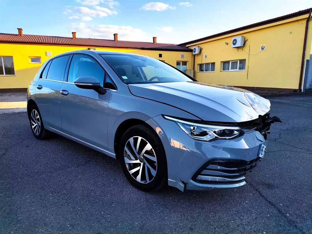 Volkswagen Golf VIII 1.4 GTE Plug-In-Hybrid DSG 2021