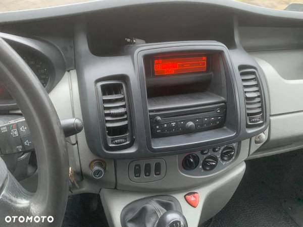 Renault TRAFIC - 5