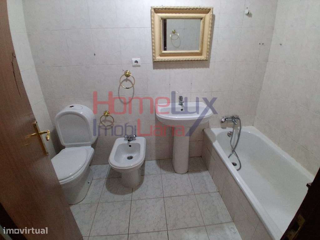 Apartamento T3 , em Remodelação- Baguim Monte/ Rio Tinto-21