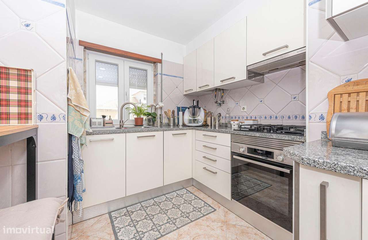 Excelente Apartamento T2  na Sobreda-12