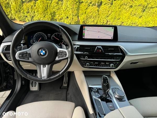 BMW Seria 5 525d M Sport sport - 10