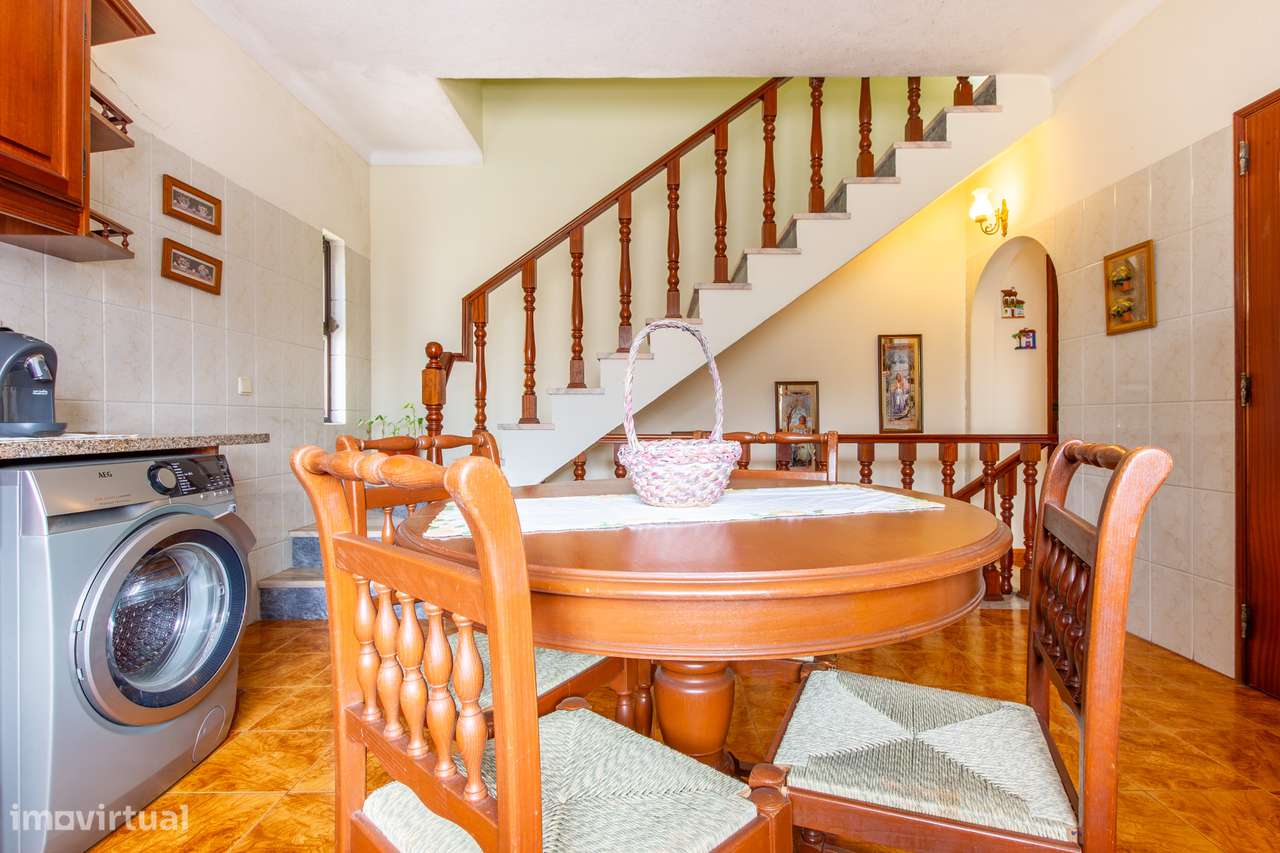 Moradia T5 isolada com jardim e terraço em Quinta do Conde-19