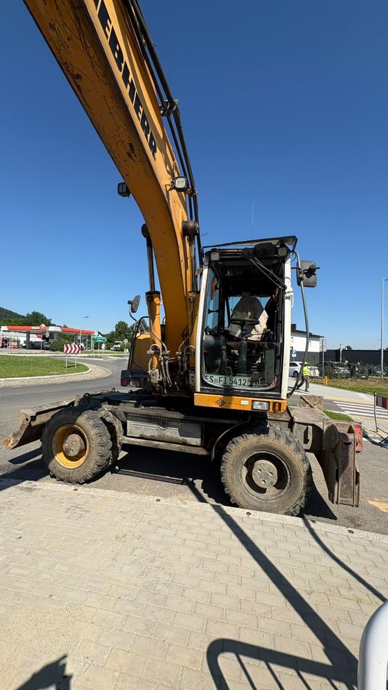 Liebherr A316 2008