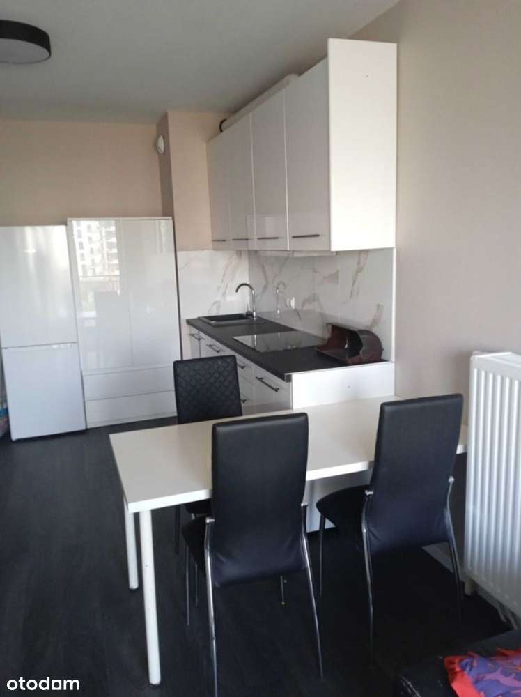 | Nowy Budynek | Winda | Balkon | Lokalizacja |-0