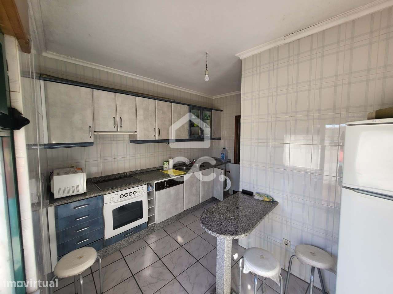 Apartamento T2 no centro de Macedo de Cavaleiros - Grande imagem: 4/14