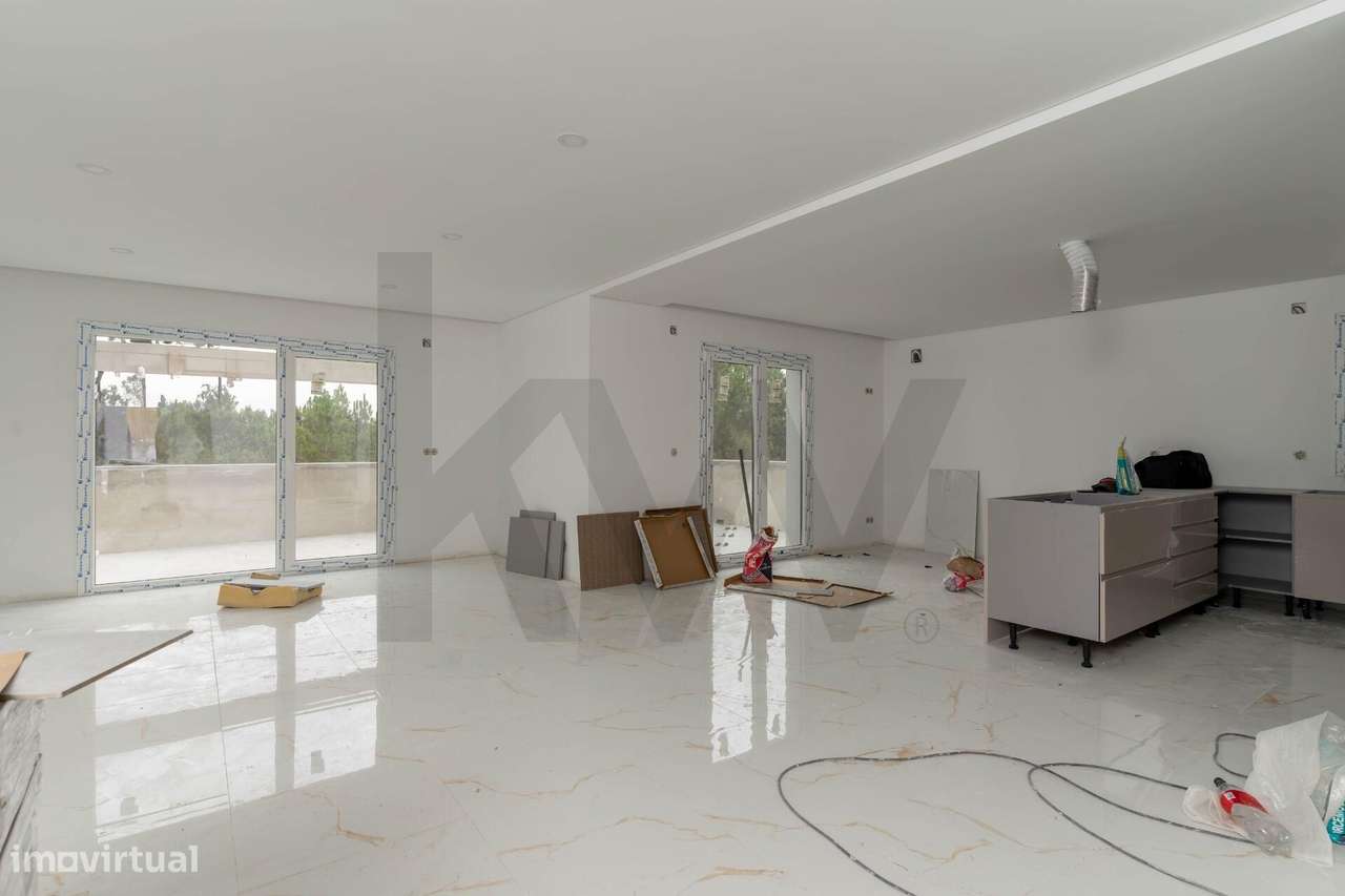 Moradia T4 em Construção | 4 Suítes | Piscina | Garagem 4 Carros | Lot - Grande imagem: 2/25